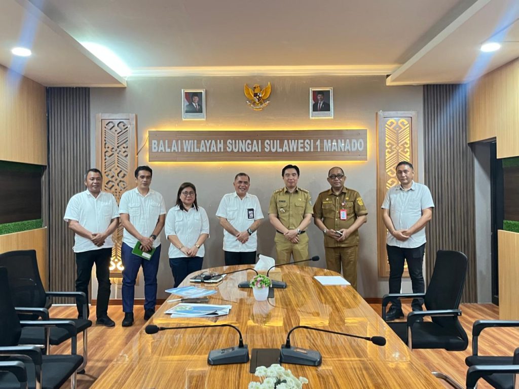 Pemkab Sangihe Serahkan Usulan Pembangunan Tanggul Pantai Nagha 1 ke BWS Sulawesi I Manado